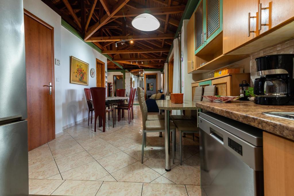 Front Beach House Skála Kallirákhis Екстериор снимка